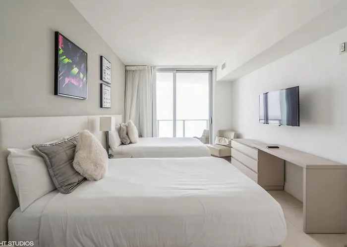 Lyfe Residence Building - Private Apts Over The Beach