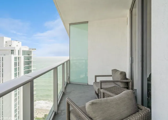Lyfe Residence Building - Private Apts Over The Beach