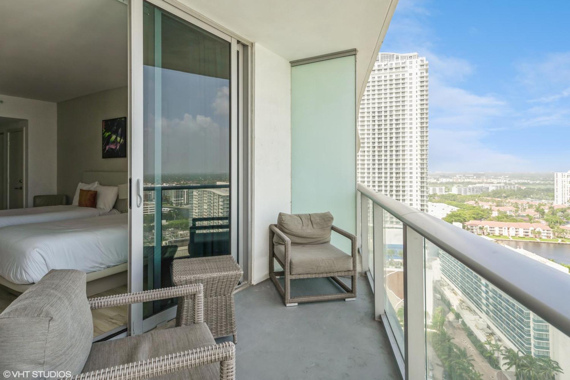 Appartement Lyfe Building - Private Apts Over The Hollywood